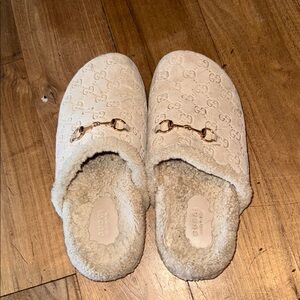 Gucci Beige Shearling Slippers